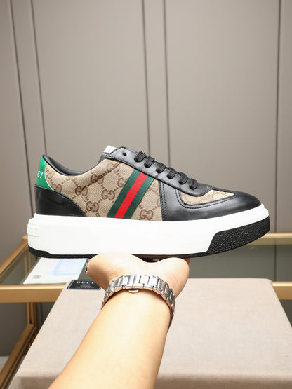 Gucci Men's Calfskin Fashion Loafers