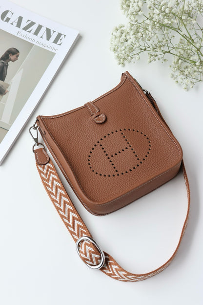 Hermès Mini Evelyne TPM – Gold Brown