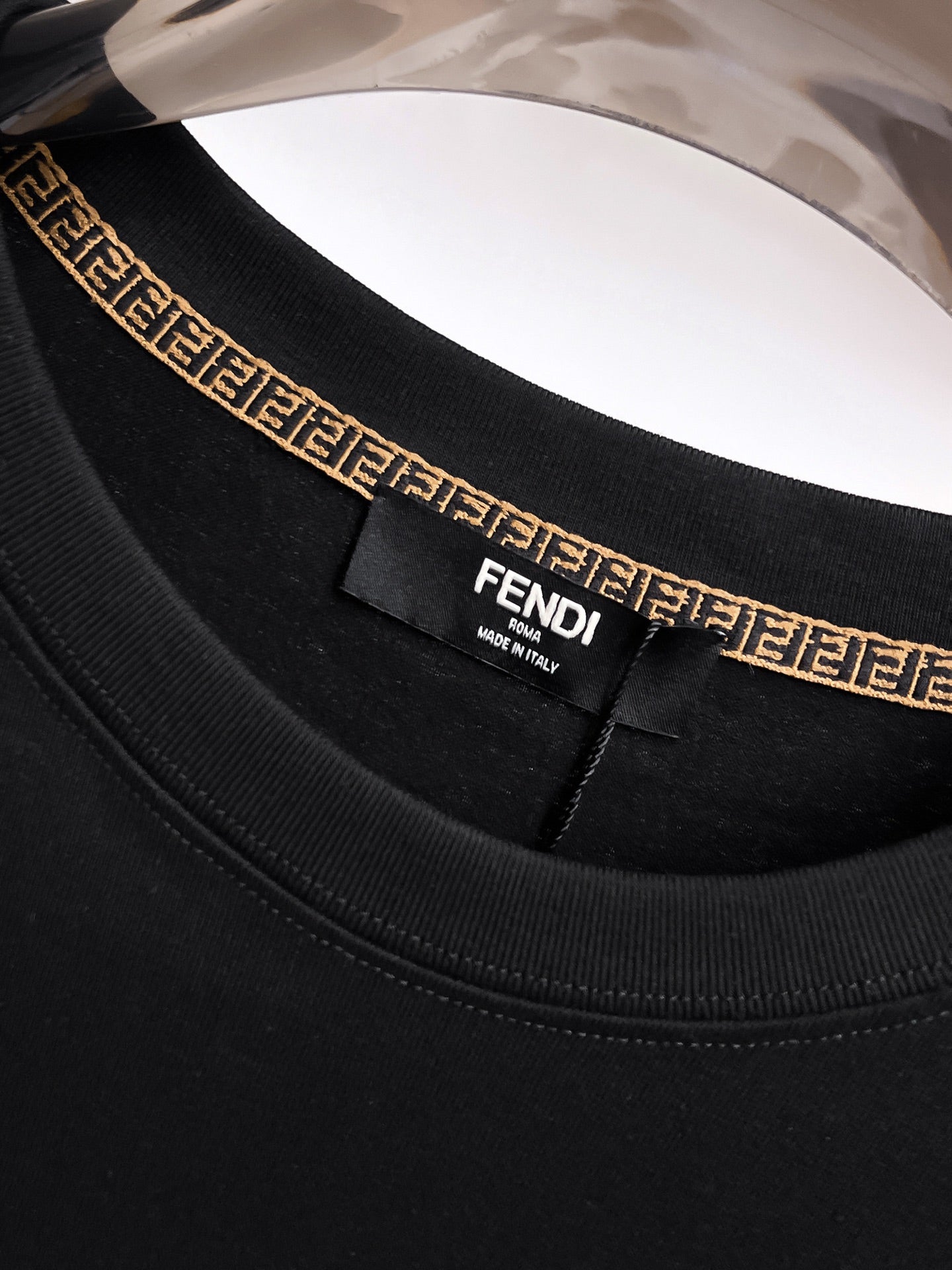 Fendi Classic Logo T-Shirt – Spring/Summer Collection – 2025