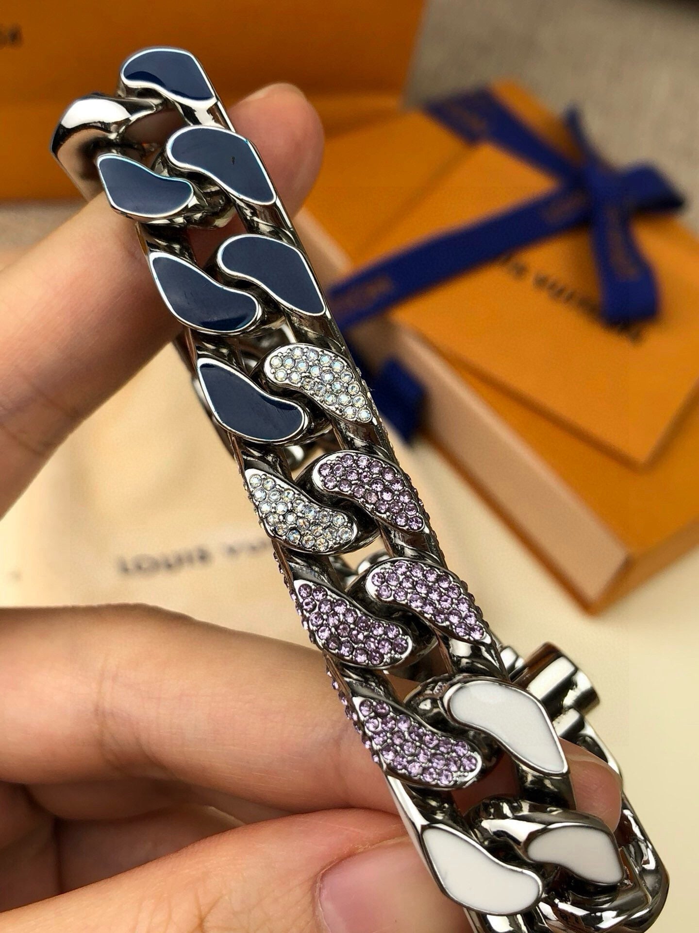 Louis Vuitton Wide Cuban Magnetic Bracelet – 2020SS