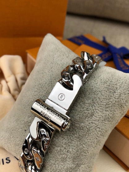 Louis Vuitton Wide Cuban Magnetic Bracelet – 2020SS