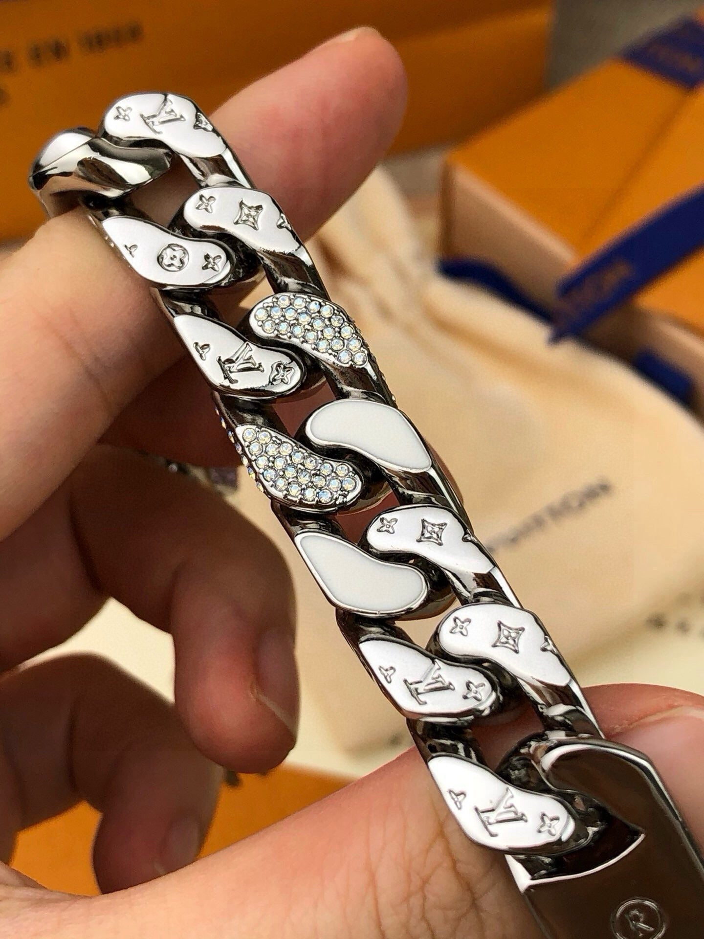 Louis Vuitton Wide Cuban Magnetic Bracelet – 2020SS