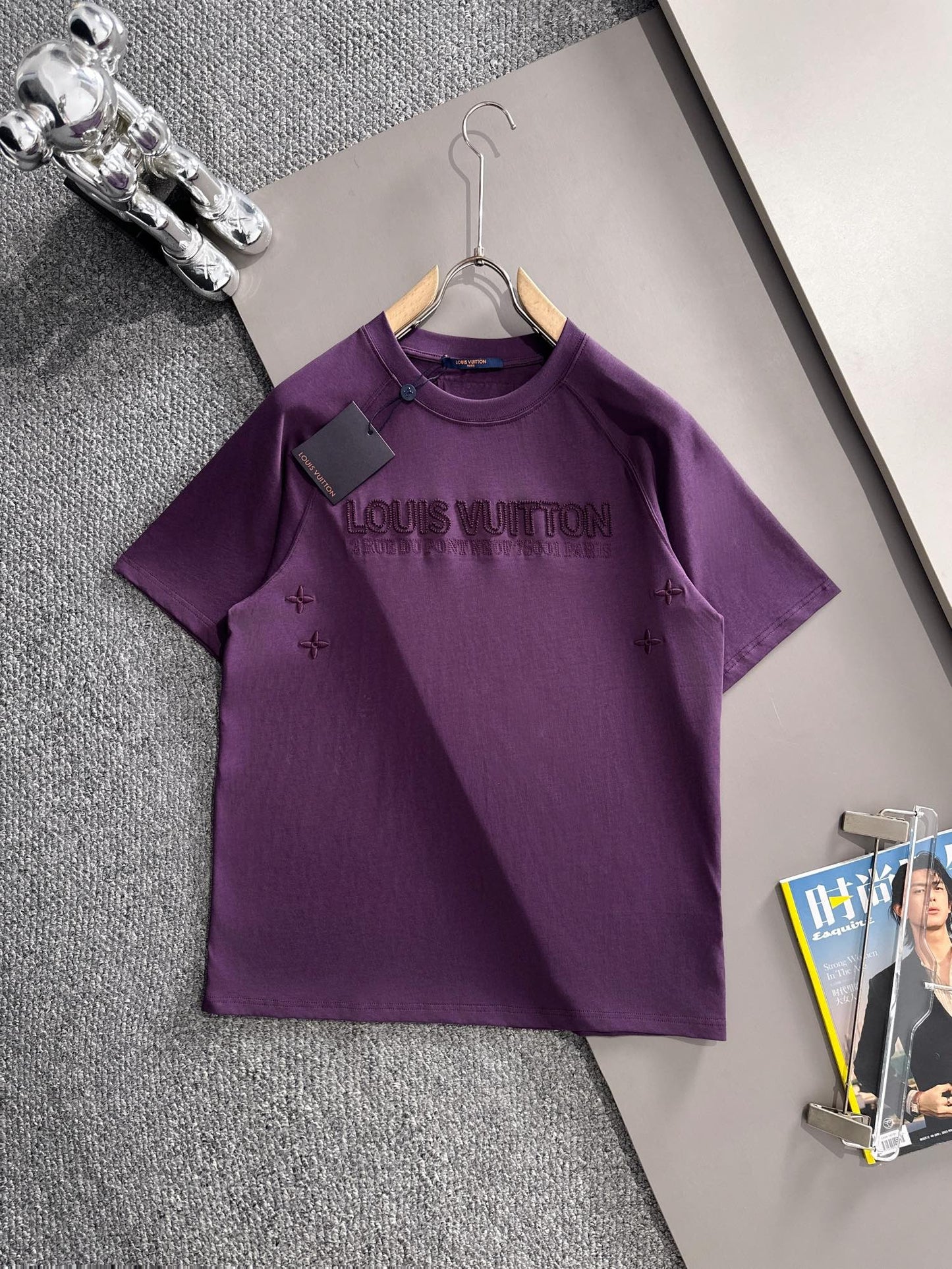 Louis Vuitton Hollow Grain Embroidery Logo T-Shirt – 2025SS