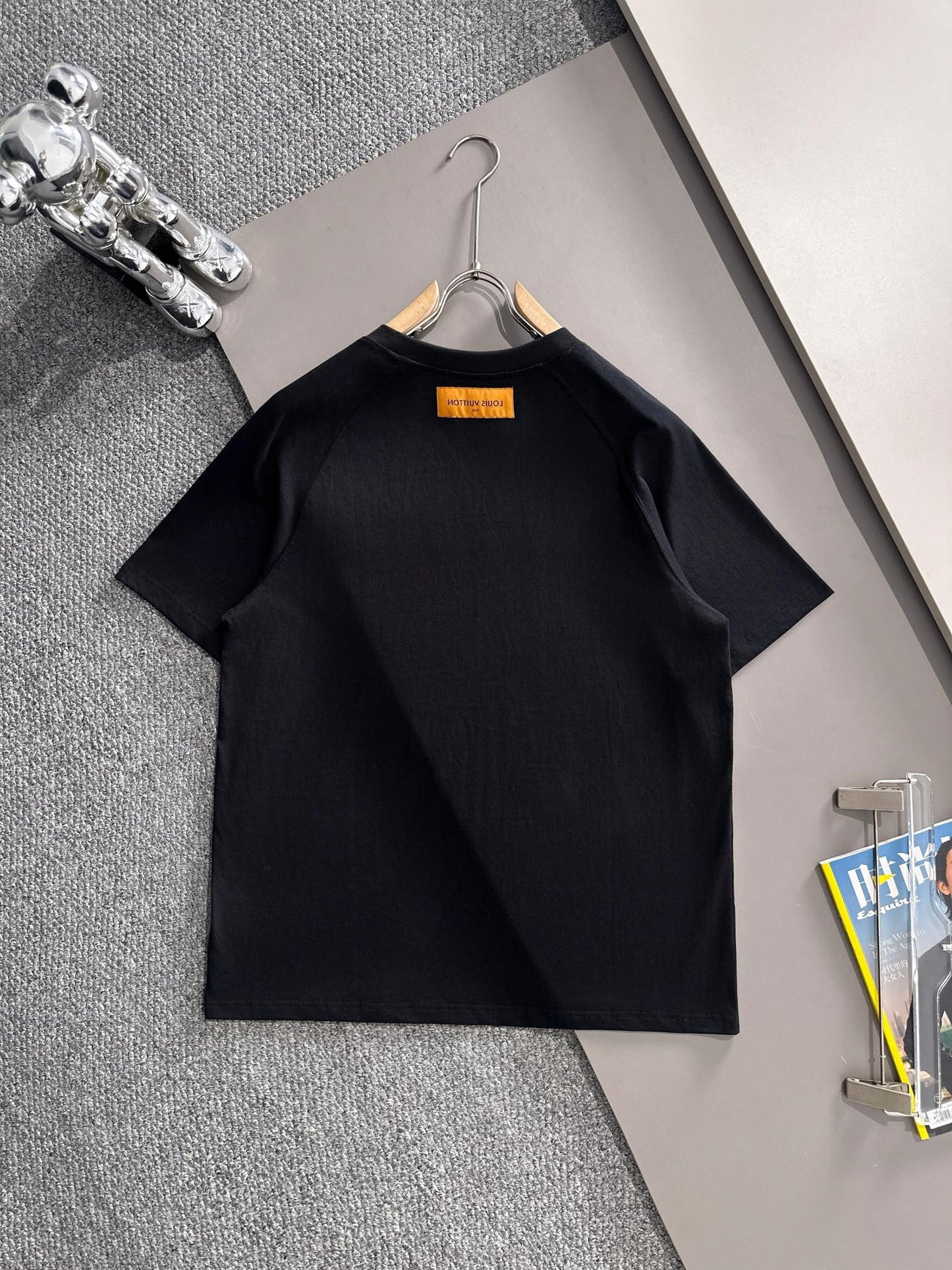 Louis Vuitton Hollow Grain Embroidery Logo T-Shirt – 2025SS
