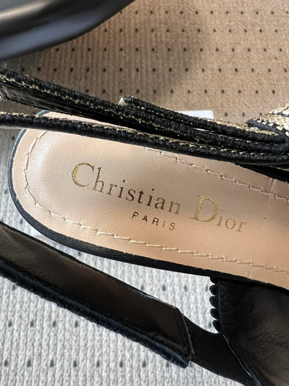 Dior Classic Polka Dot Bow Pumps