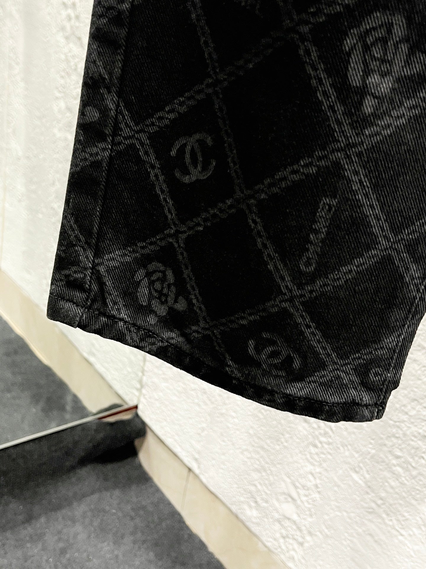 Chanel Classic Camellia Chain Logo Jeans