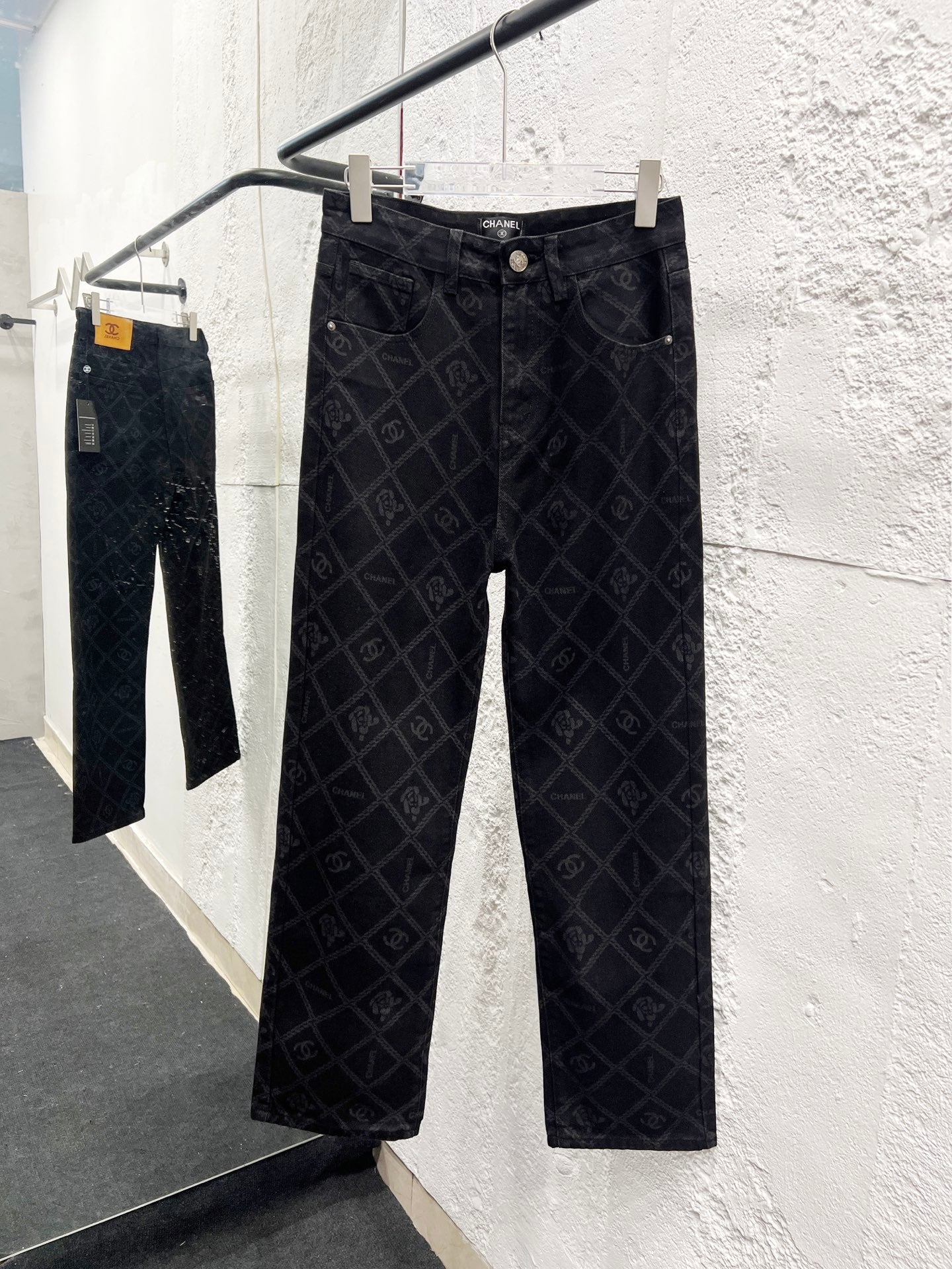 Chanel Classic Camellia Chain Logo Jeans