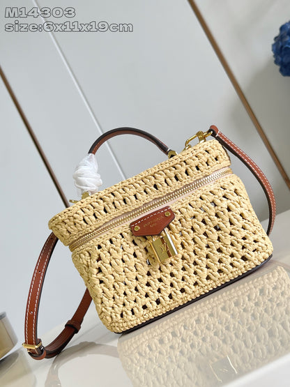 Louis Vuitton Vanity Chain Pouch – 2024 Collection