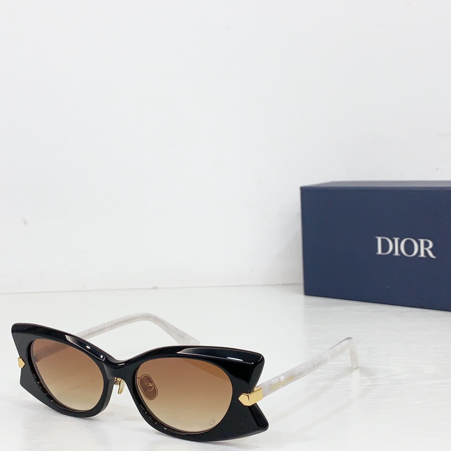 Dior Butterfly S2F Sunglasses