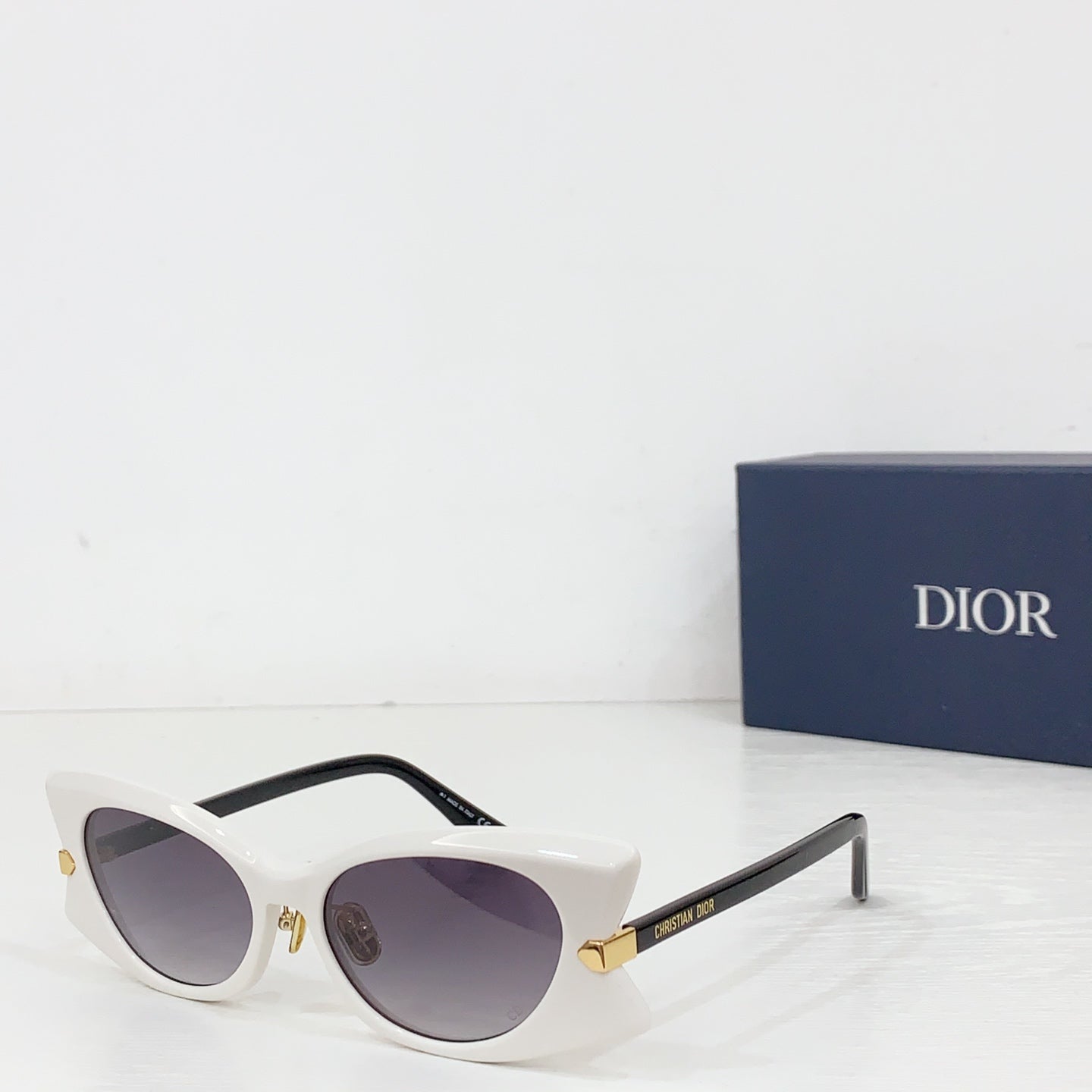 Dior Butterfly S2F Sunglasses