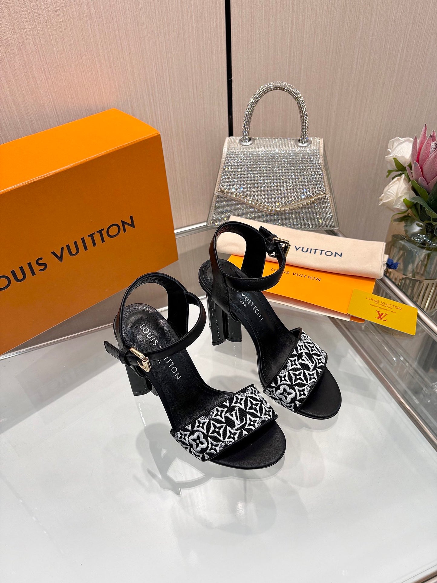 Louis Vuitton Runway Heeled Sandals – Spring/Summer Collection – 25SS