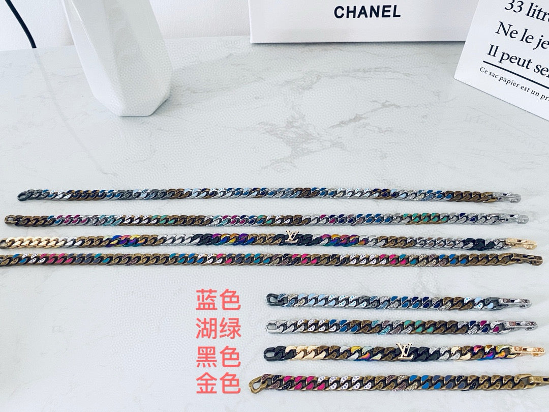 Louis Vuitton Chain Links Patches Necklace – 2020SS