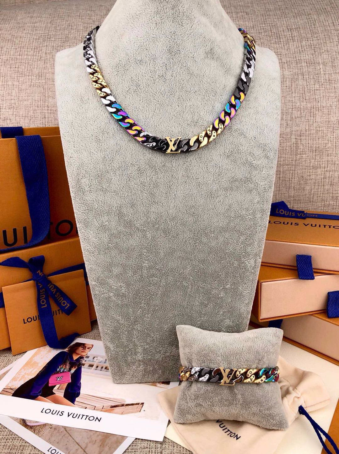 Louis Vuitton Chain Links Patches Necklace – 2020SS
