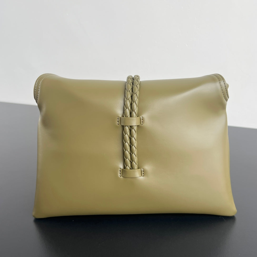 Bottega Veneta Small Liberta Handbag – 24FW