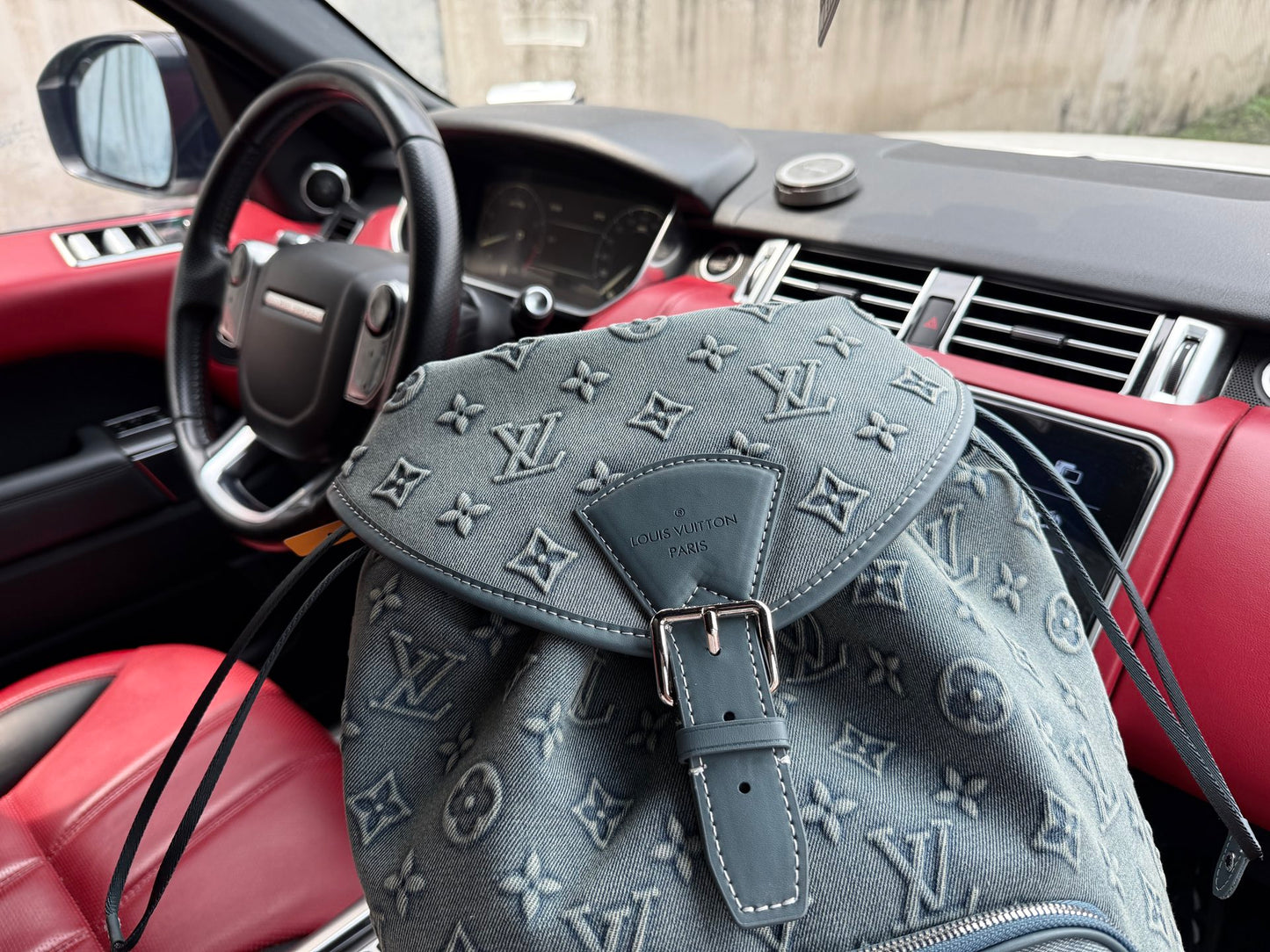 Louis Vuitton Montsouris Backpack – FW23