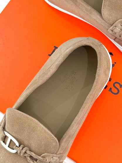 Hermès Retro Couple's Loafers – 25FW