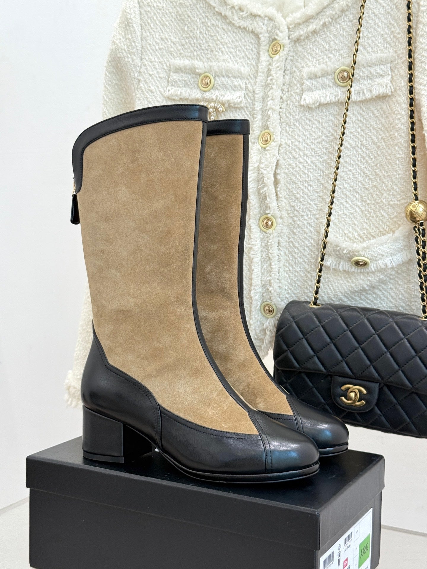 Chanel 25K Color-Block Chunky Heel Knee-High Boots – Autumn/Winter Collection