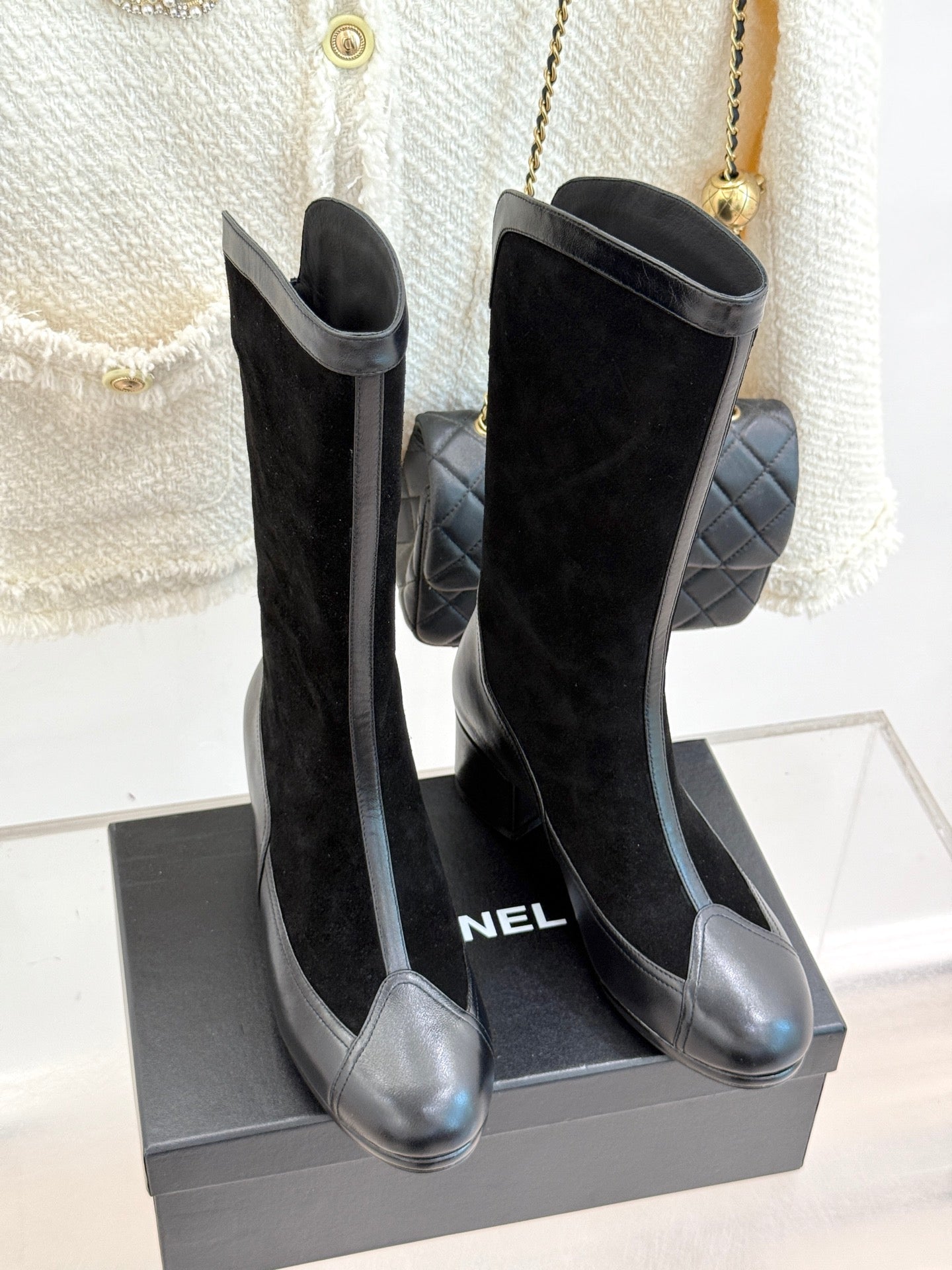 Chanel 25K Color-Block Chunky Heel Knee-High Boots – Autumn/Winter Collection