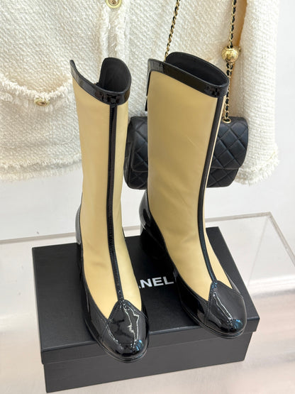 Chanel 25K Color-Block Chunky Heel Knee-High Boots – Autumn/Winter Collection
