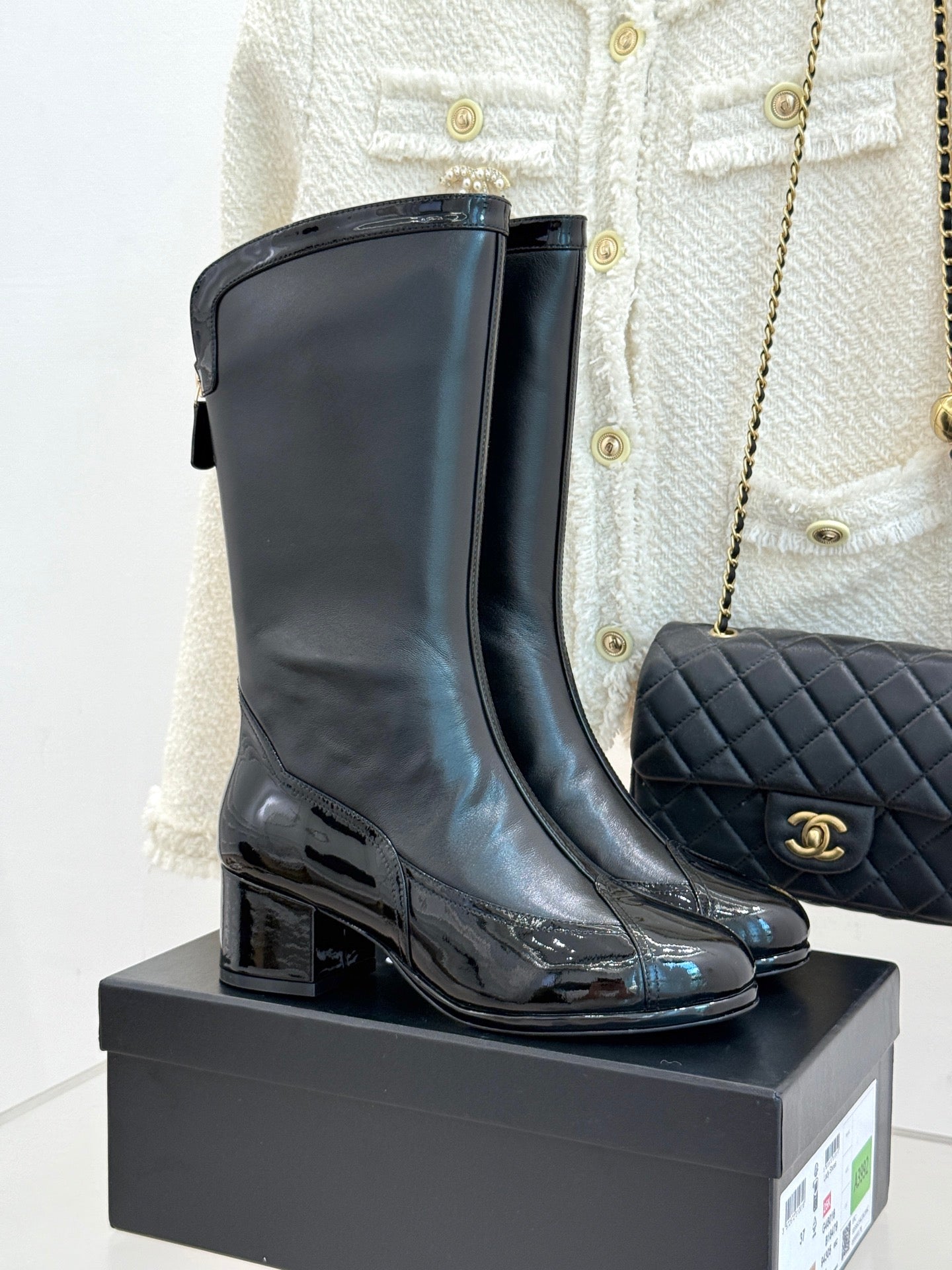 Chanel 25K Color-Block Chunky Heel Knee-High Boots – Autumn/Winter Collection