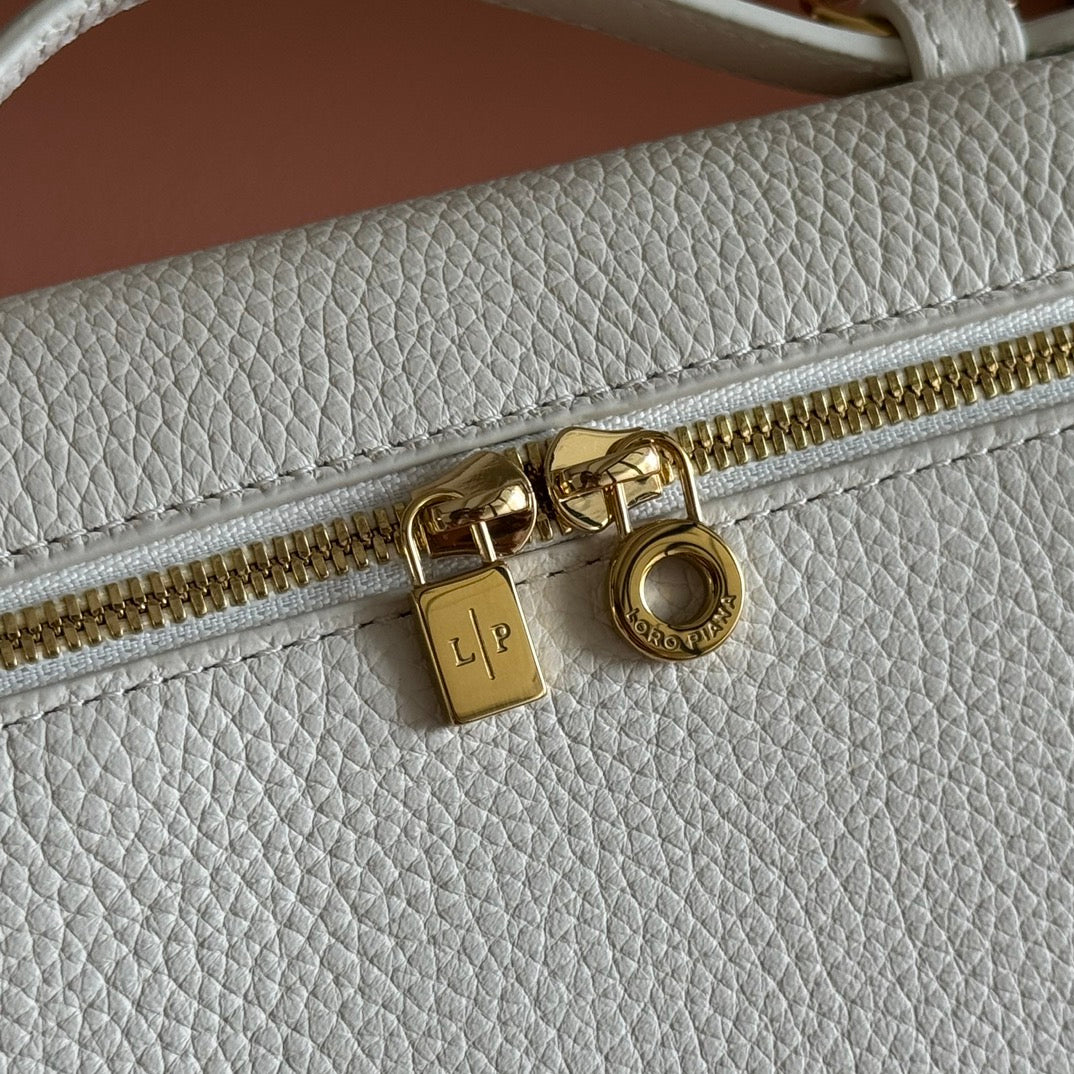 Loro Piana Extra Pocket L19 Crossbody Bag