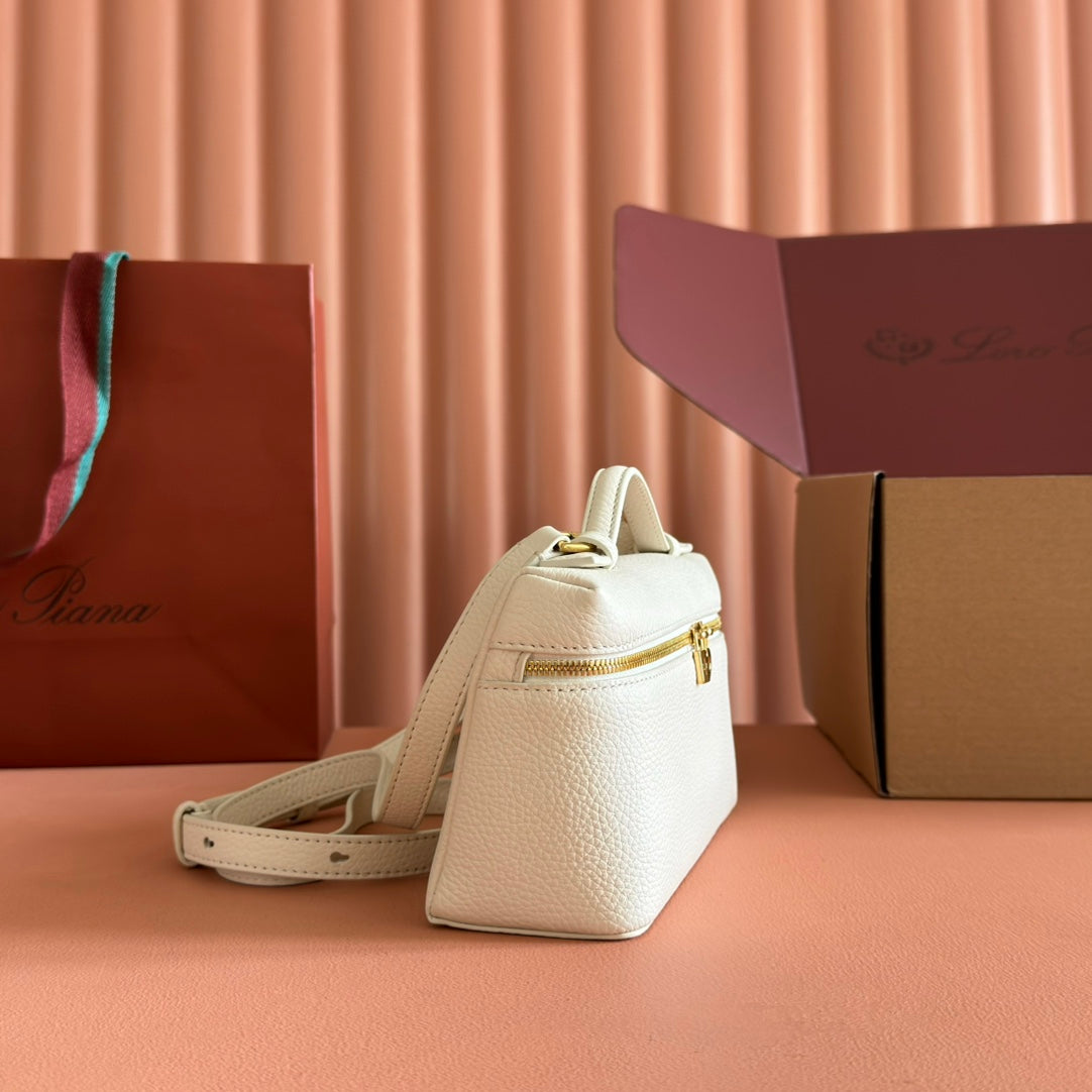 Loro Piana Extra Pocket L19 Crossbody Bag
