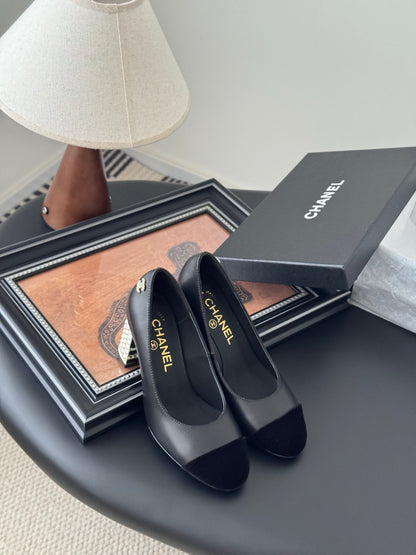 Chanel 25C Mary Jane Flats – 25C