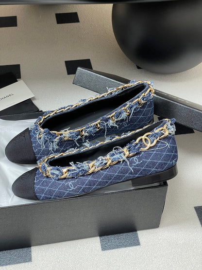 Chanel Chain Detail Double C Flats – 25A Autumn Collection