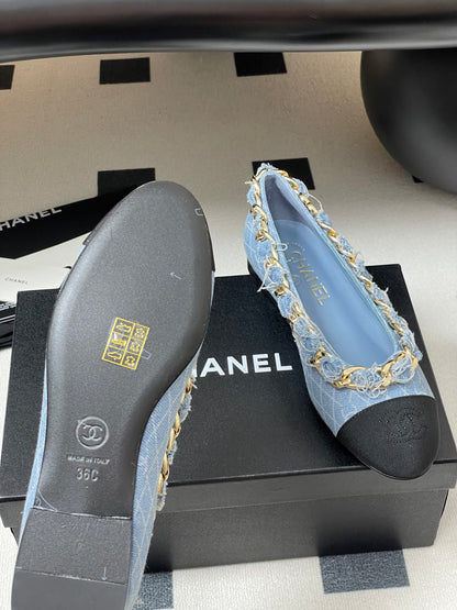 Chanel Chain Detail Double C Flats – 25A Autumn Collection