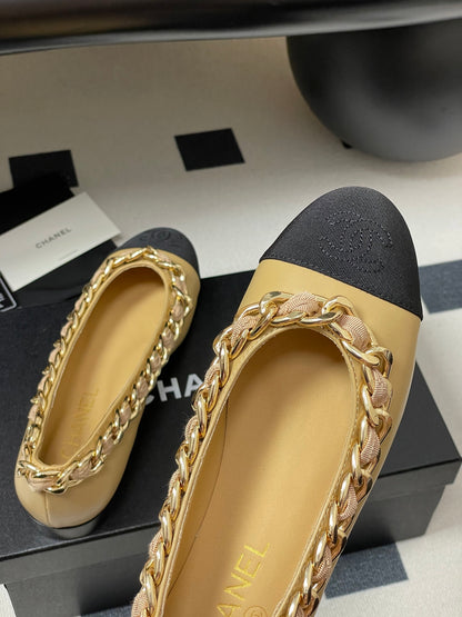 Chanel Chain Detail Double C Flats – 25A Autumn Collection
