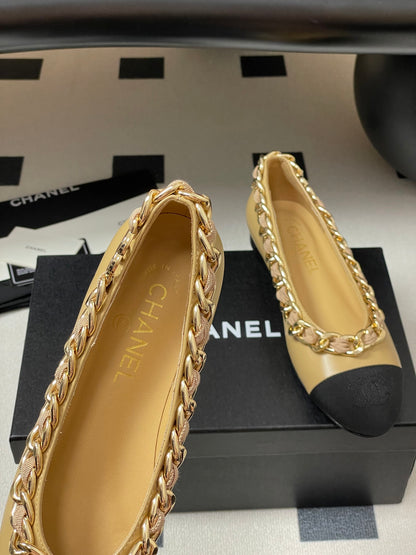 Chanel Chain Detail Double C Flats – 25A Autumn Collection