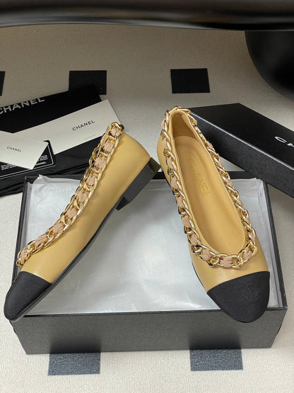 Chanel Chain Detail Double C Flats – 25A Autumn Collection