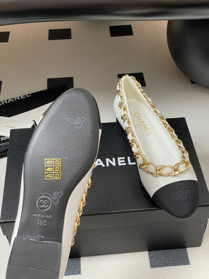 Chanel Chain Detail Double C Flats – 25A Autumn Collection