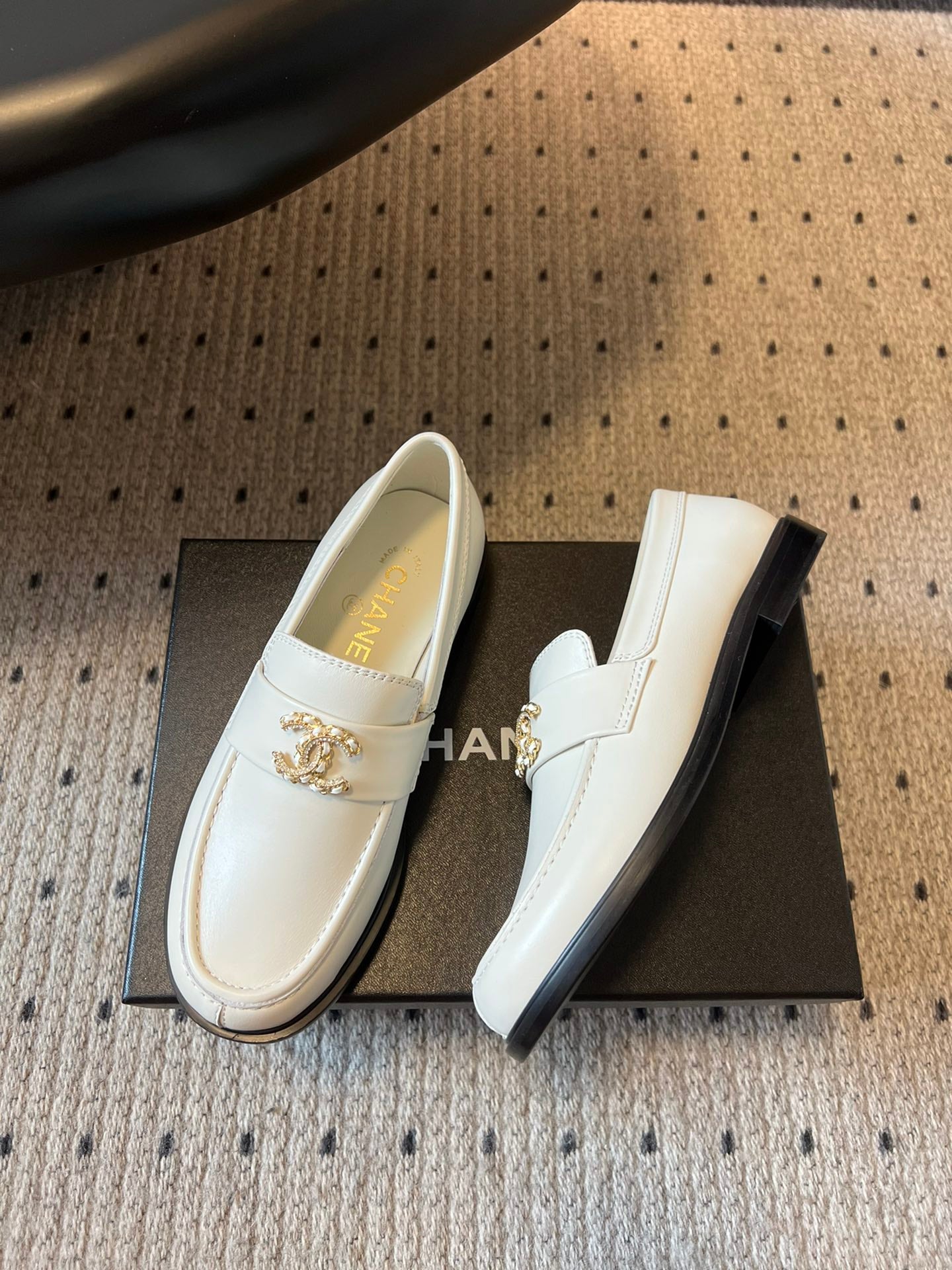 Chanel Double C Loafers – 25SS