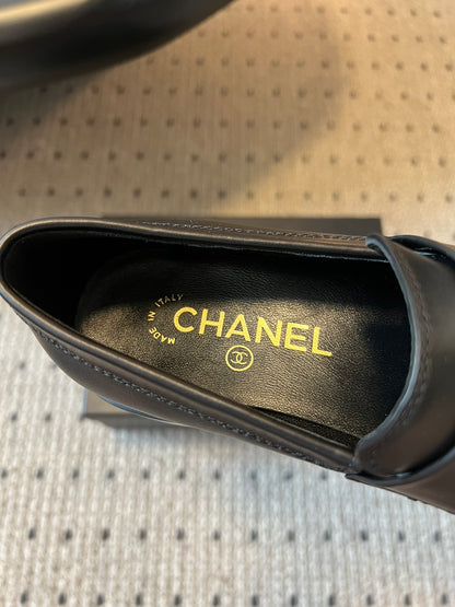 Chanel Double C Loafers – 25SS