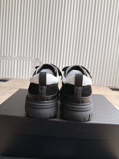 Chanel Thick-Soled Sneakers – 25SS Collection