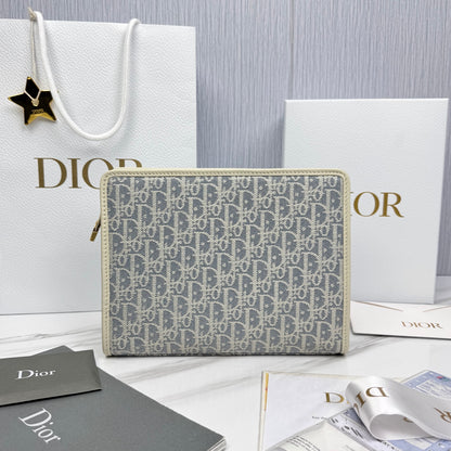 Dior 30 Montaigne Oblique Jacquard Clutch Bag