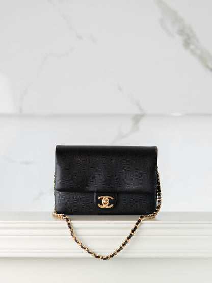 Chanel Vintage 24K Caviar No-Quilt CF Flap Bag – Medium