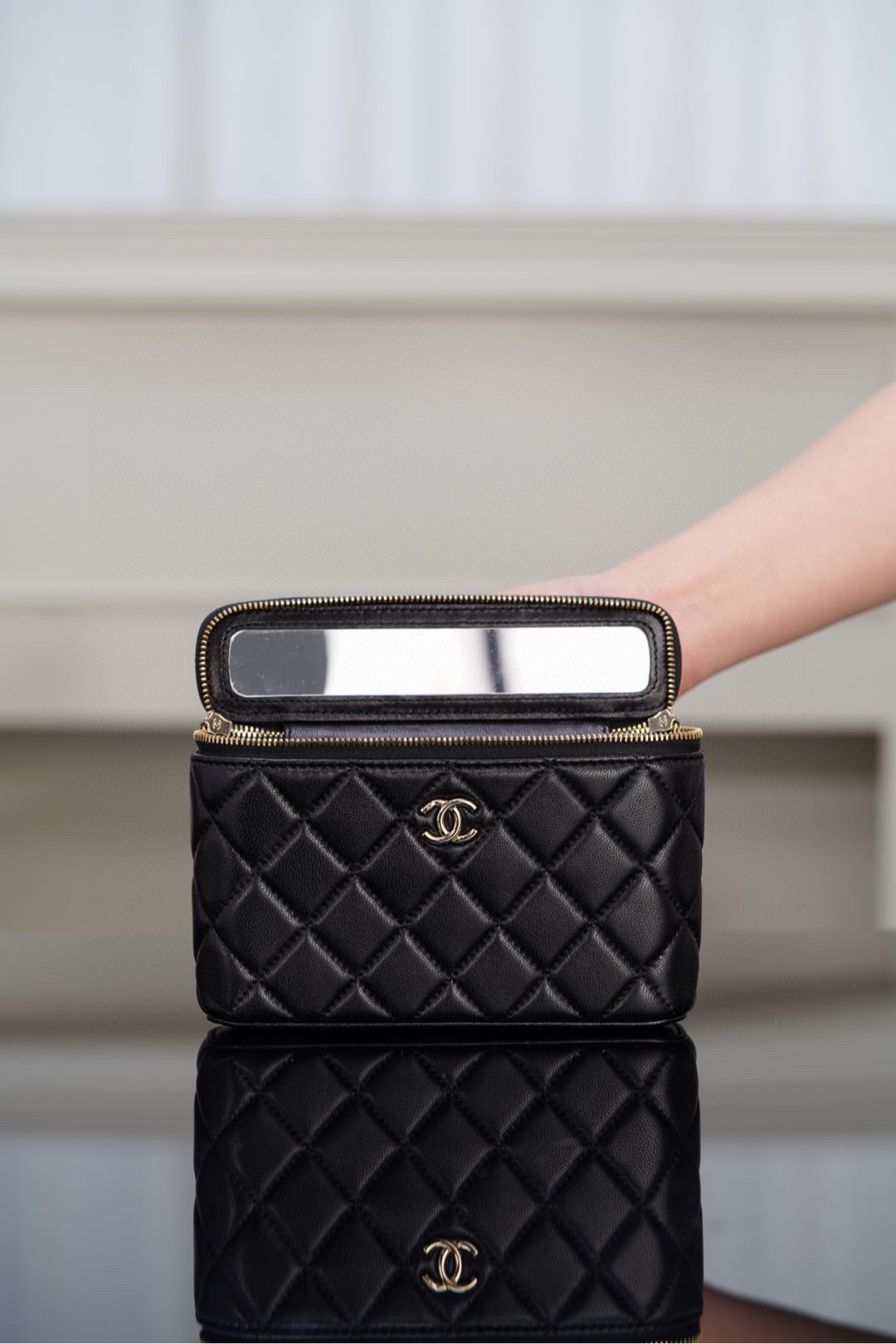 Chanel 25P Woven Handle Box Bag – 25P Collection