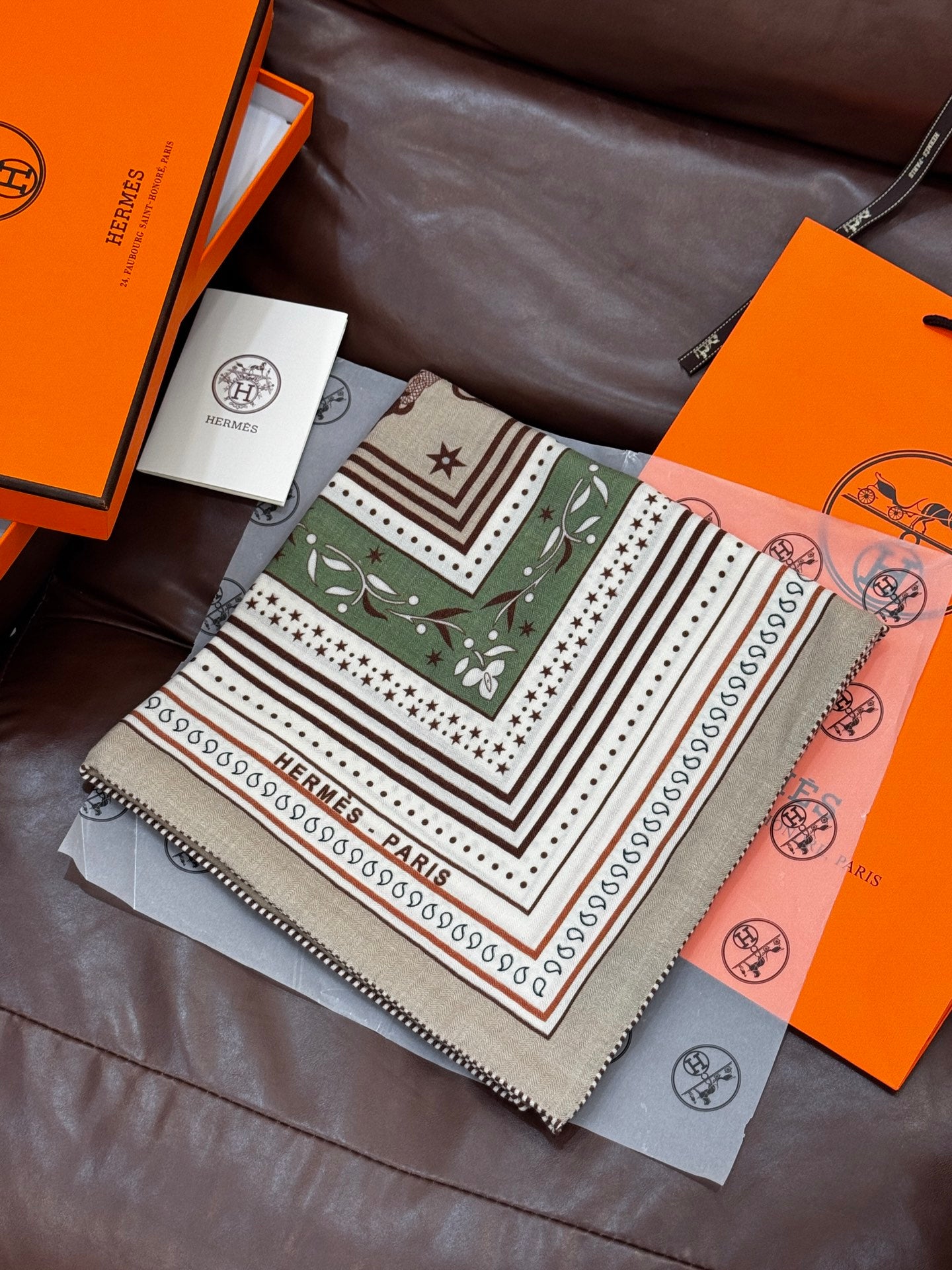 Hermès Amazon's Celebration Bandana – 2025SS