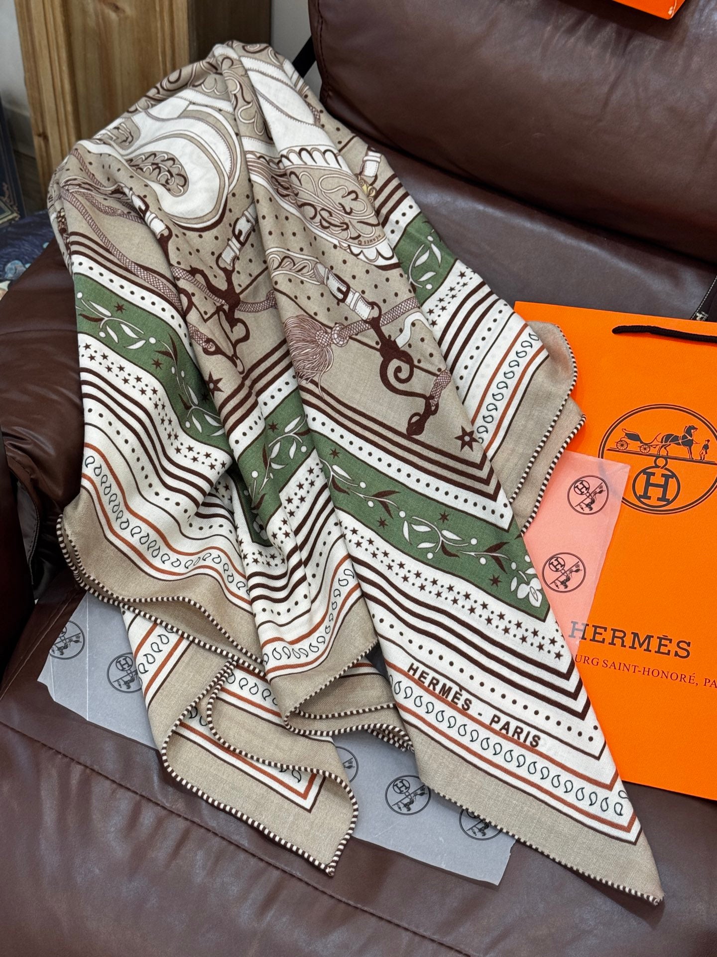 Hermès Amazon's Celebration Bandana – 2025SS