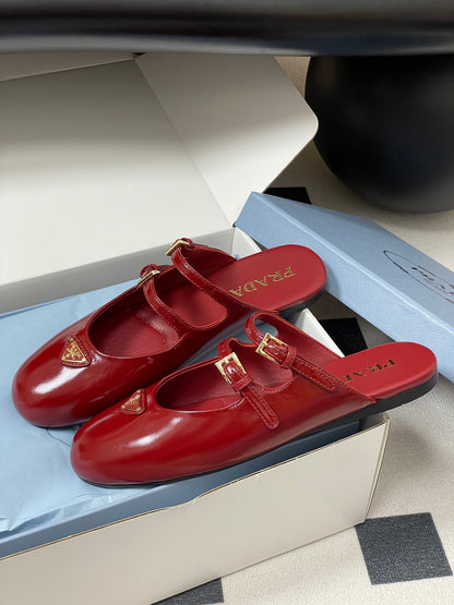 Prada Wrinkled Patent Ballet Flats – 25SS
