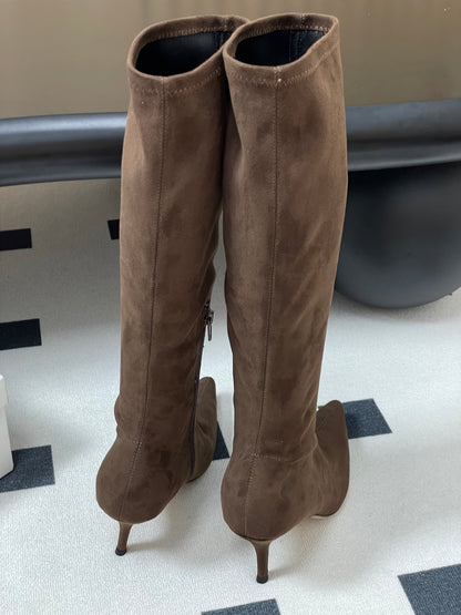 The Row Elastic Kitten Heel Boots – 2025 Fall Collection