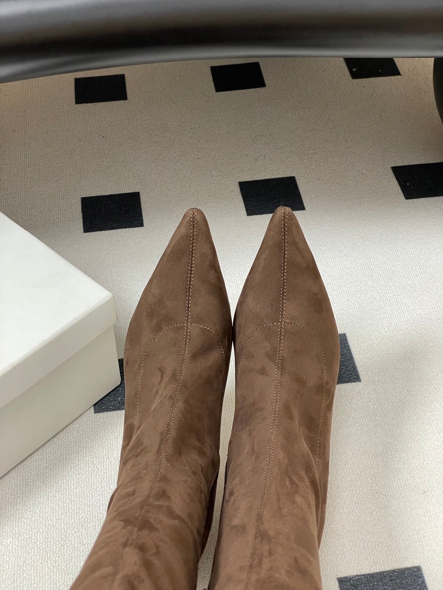 The Row Elastic Kitten Heel Boots – 2025 Fall Collection