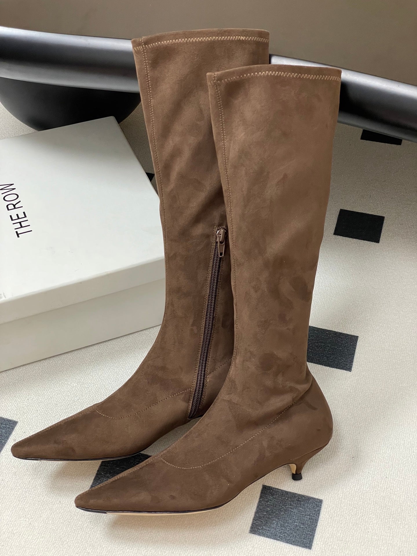 The Row Elastic Kitten Heel Boots – 2025 Fall Collection