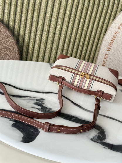 Loro Piana L19 Canvas Crossbody Bag – Spring/Summer Resort Collection