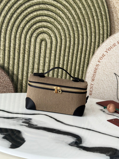 Loro Piana L19 Canvas Crossbody Bag – Spring/Summer Resort Collection