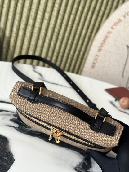 Loro Piana L19 Canvas Crossbody Bag – Spring/Summer Resort Collection