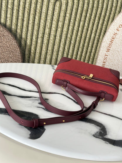 Loro Piana L19 Canvas Crossbody Bag – Spring/Summer Resort Collection