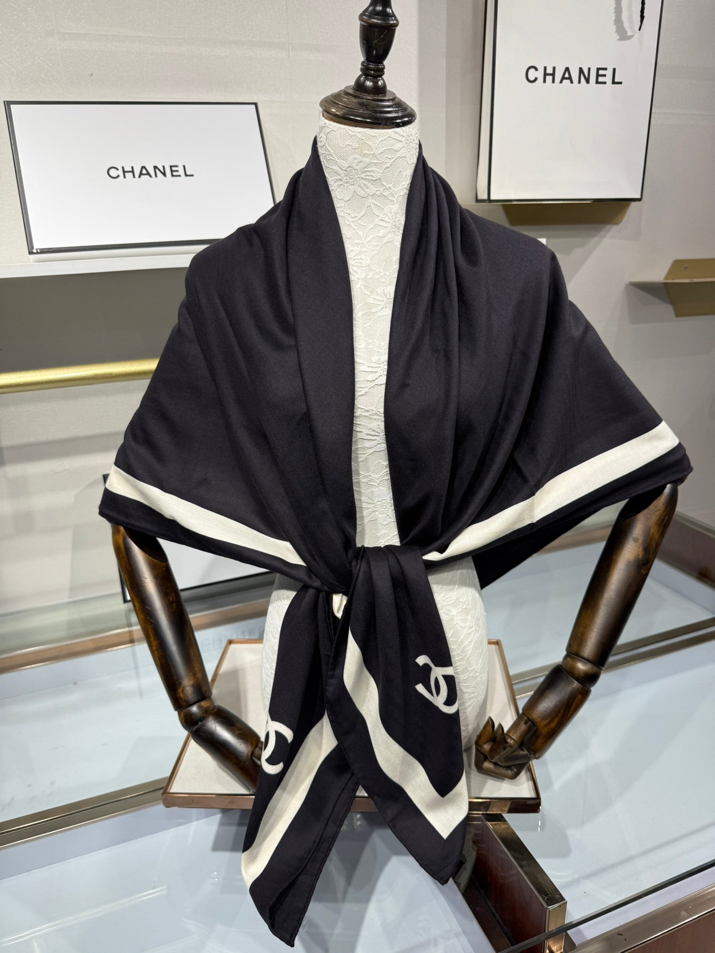 Chanel Silk Cashmere Scarf – 2025 Fall/Winter Collection